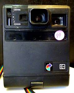 lot 89 image: VINTAGE KODAK INSTANT CAMERA