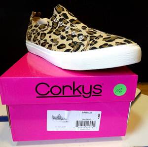 lot 116 image: NEW - Corkys Womens Sneakers Sz 9 Leopard Print Canvas Babalu Slip On Shoes