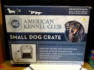 lot 137 image: AMERICAN KENNEL CLUB SMALL DOG CRATE - UP TO 25 POUNDS