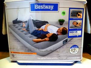lot 158 image: BESTWAY QUEEN SIZE INFLATABLE MATTRESS (12) WITH PUMP