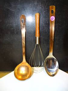 lot 163 image: COLLECTION OF COPPER UTENSIALS AS SHOWN