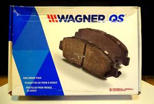 lot 222 image: Federal Mogul Motorparts Wagner QS Disc Brake Pads 4 Piece Replacements ZX843 - NEWSEALED