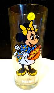 lot 230 image: Vintage 1978 Disney Minnie Mouse Pepsi Collectors Series Glass