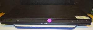 lot 256 image: $$$ Sony DVP-NS57P Progressive Scan CD & DVD Player - WORKS