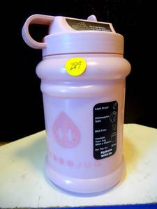 lot 289 image: NEW HydroJug Flip Up Straw Water Bottle Pink Built in Handle and Carry Loop 32 oz