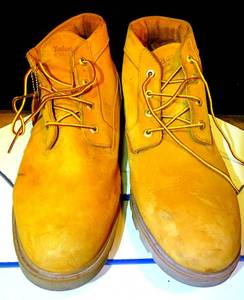 lot 280 image: LIKE NEW - MENS PREMIUM 6 INCH WATERPROOF WHEAT NUBUCK WORK BOOTS - SIZE 13 $$$