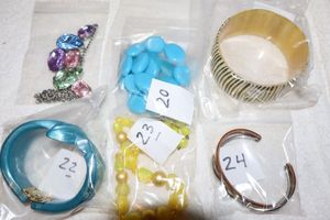 lot 109 image: Jewelry Acrylic andor plastic, see all photos for individual pieces