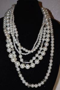 lot 68 image: Jewelry multi-strand faux pearl necklace
