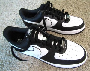 lot 158 image: NEW Nike Air Force shoes size 9.5