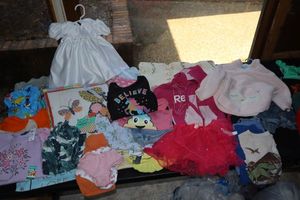 lot 183 image: Baby and toddler clothes and blankets. Boys and girls.