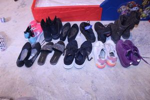 lot 42 image: Girls boots and shoes size 6