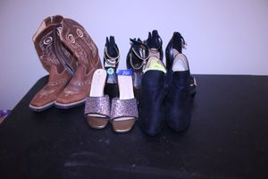 lot 200 image: Womens heels and boots size 6