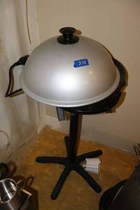 lot 238 image: Standing electric grill