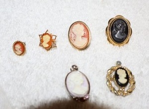 lot 78 image: Jewelry Cameos