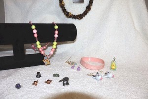 lot 91 image: Jewelry Star Wars and Easter pieces plus Tanzania necklace