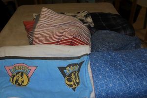 lot 168 image: Comforters, sheets, and plush pillow sham