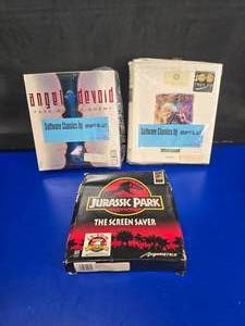 lot 9 image: Lot of Vintage PC Games & Jurassic Park Vintage Screen Saver