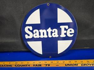 lot 46 image: Beautiful Santa Fe Railway Porcelain Sign