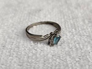 lot 61 image: Beautiful Vintage Sterling Silver .925 Blue Topaz Oval Cut Ring, Size 10