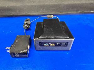 lot 75 image: Intel NUC Micro Tower, Model NUC7i3BNH