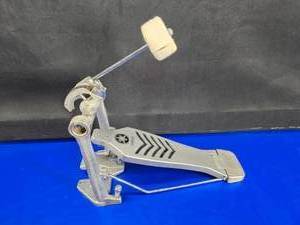 lot 117 image: Vintage Yamaha Professional Model FP7210 Kick Drum Pedal