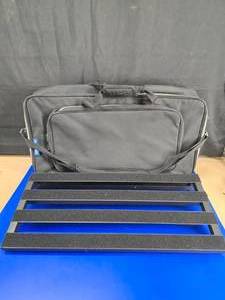 lot 120 image: Pedaltrain JR Max Pedalboard w Case