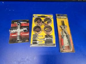 lot 144 image: Lot of Misc Hand Tools & Tool Attachments
