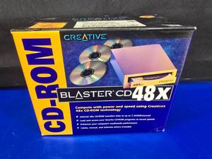 lot 272 image: Vintage Early Computer Equipment Lot.  Creative CD-ROM Blaster 48X.  LOOK THIS ONE UP