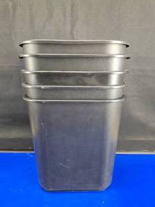 lot 286 image: Lot of 5 Wastebaskets, 3.25 Gallon