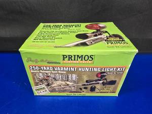lot 358 image: NEVER USED.  Primos 250 Yard Varmint Hunting Light Light Kit