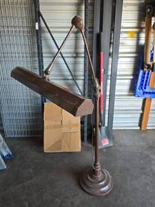 lot 373 image: Vintage Underwriters Laboratories Articulating Arm Floor Lamp.  Needs to be rewired.