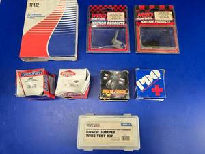lot 391 image: Lot of Misc Car Repair Parts