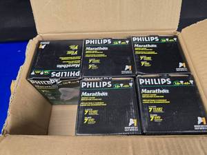 lot 398 image: Lot of 5 New Philops Marathoa Extended Life Flood Lights