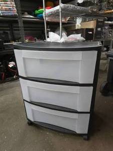 lot 401 image: Sterilite Rolling 3 Drawer Storage Container