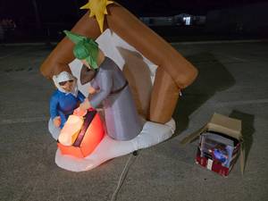 lot 410 image: Large Mary & Joseph Christmas Nativity Inflatable.  Tested.