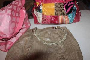 lot 104 image: Three Purses as shown