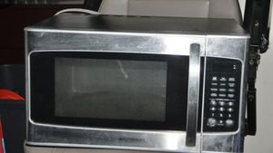 lot 216 image: Microwave