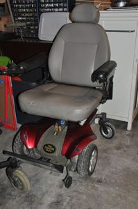 lot 217 image: Scooter (Condition Unknown No Charger Cord)