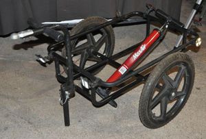 lot 4 image: Trailer and Tire Pump