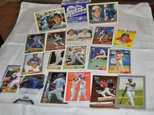 lot 67 image: Baseball Cards