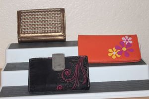lot 107 image: Wallets and checkbook Cover