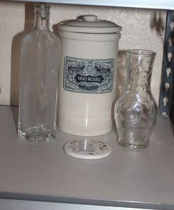 lot 23 image: Ceramic Canister and Glass Oil Bottle, Vintage Dressing bottle no lid