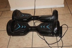 lot 240 image: Two Jetson Hoover Boards Power on only when Plugged in