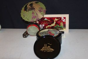 lot 255 image: Asian Themed Items