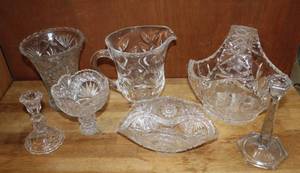 lot 235 image: Mixed Lot of lead crystal