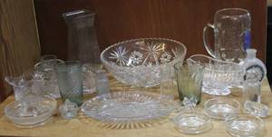 lot 229 image: Mixed Lot of crystal and glass see pictures