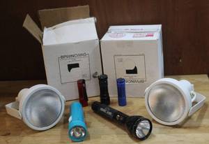 lot 226 image: Light fixtures and flash lights