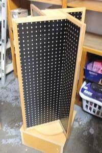 lot 218 image: Jewelry display case spins and on wheels
