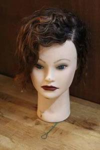 lot 184 image: Mannequin head