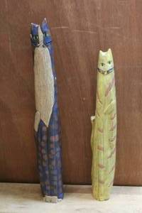 lot 156 image: Wood decorative cat figurines